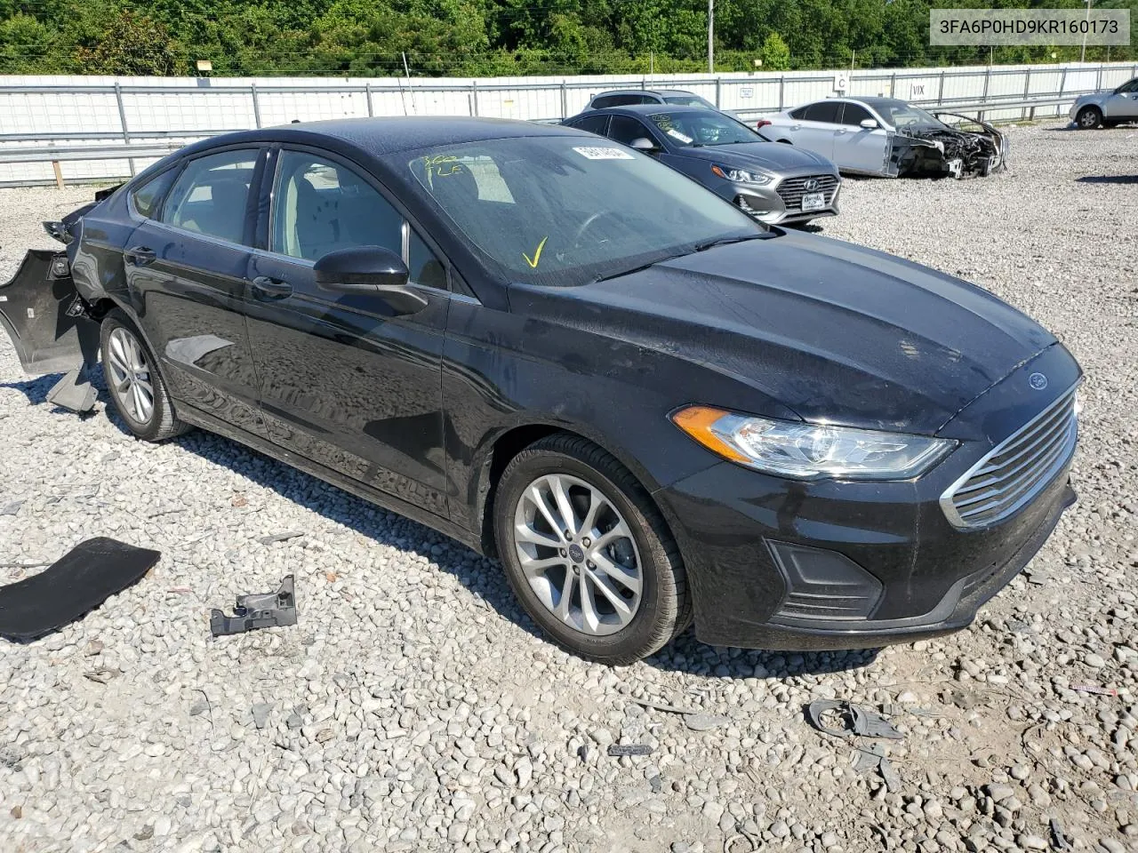 3FA6P0HD9KR160173 2019 Ford Fusion Se