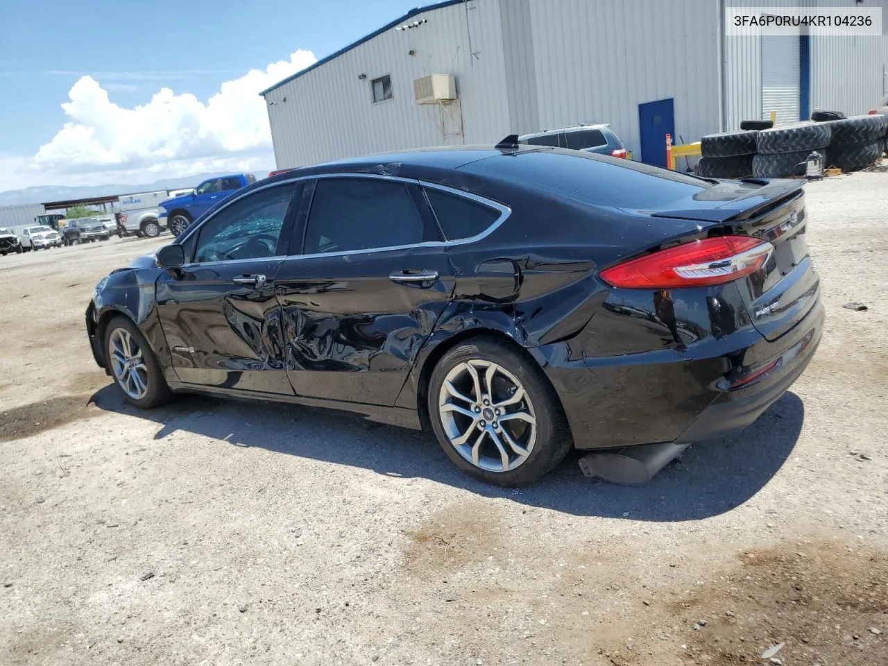 3FA6P0RU4KR104236 2019 Ford Fusion Titanium