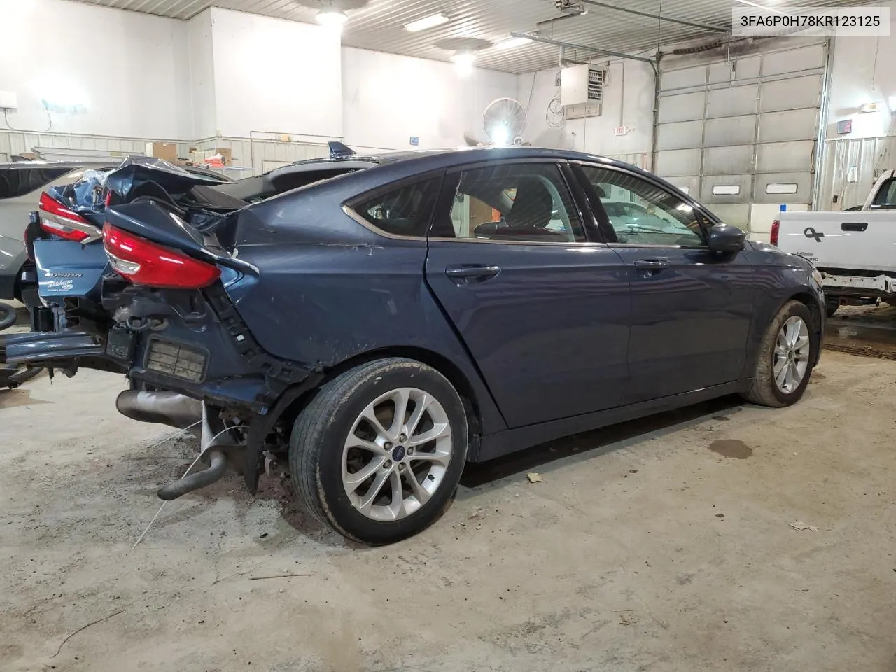 3FA6P0H78KR123125 2019 Ford Fusion Se