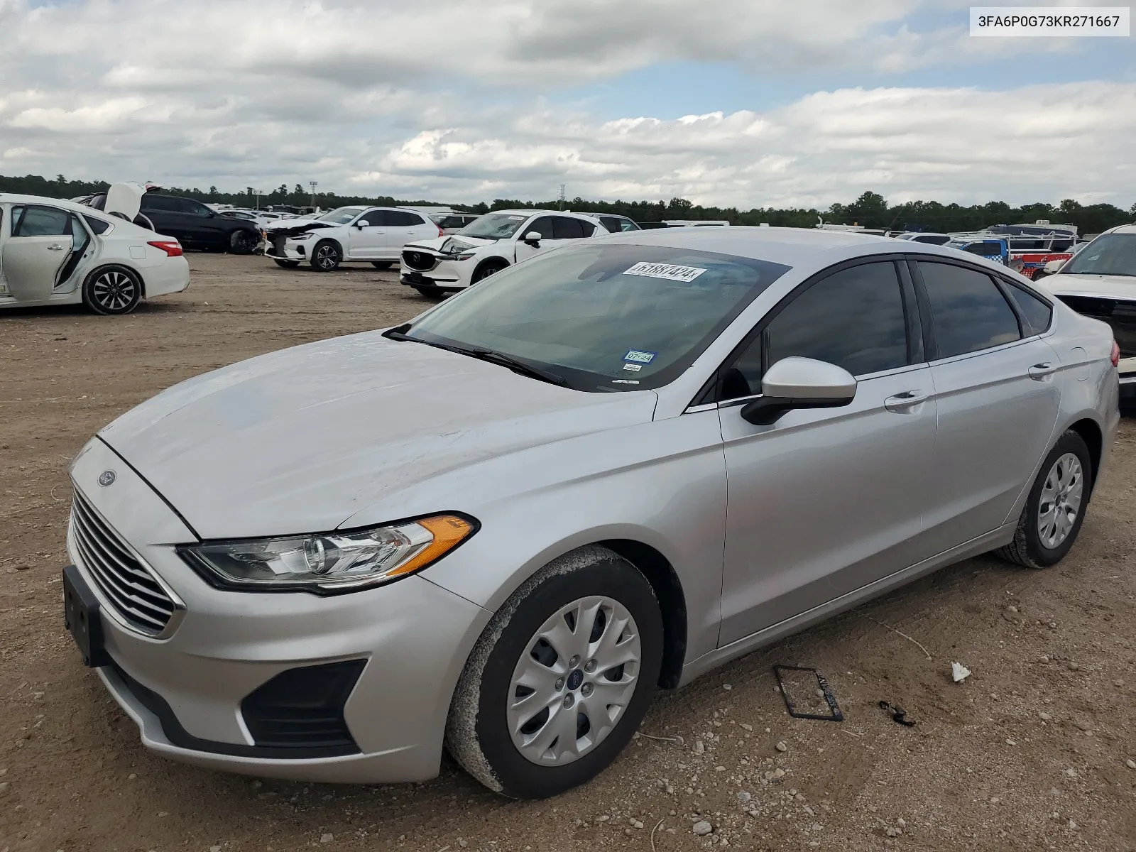 2019 Ford Fusion S VIN: 3FA6P0G73KR271667 Lot: 61887424