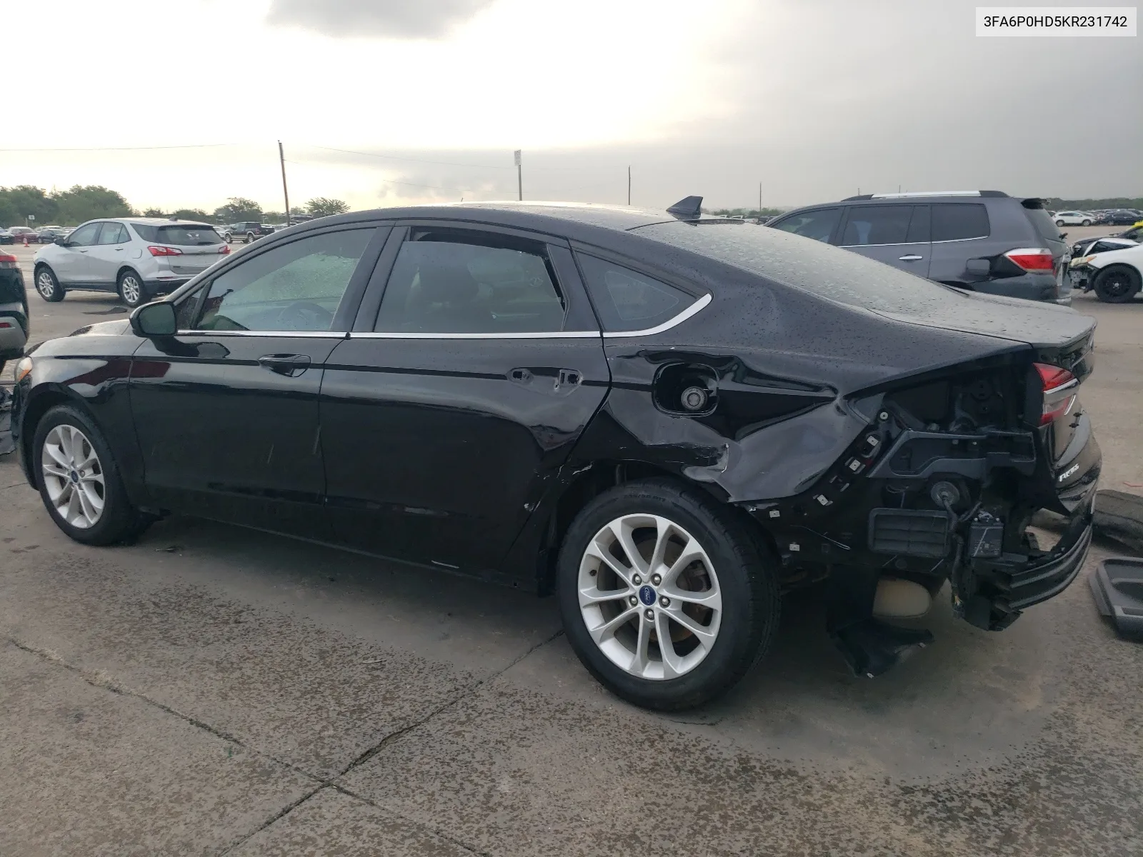 3FA6P0HD5KR231742 2019 Ford Fusion Se