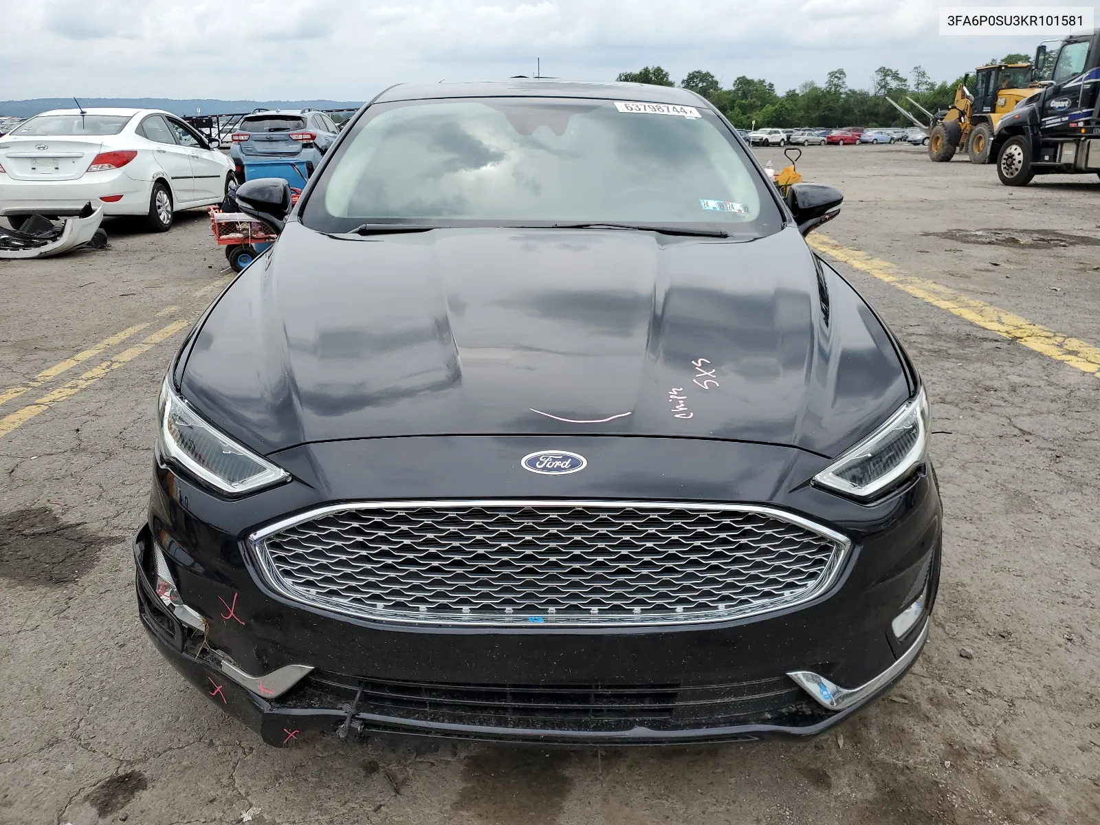 3FA6P0SU3KR101581 2019 Ford Fusion Titanium