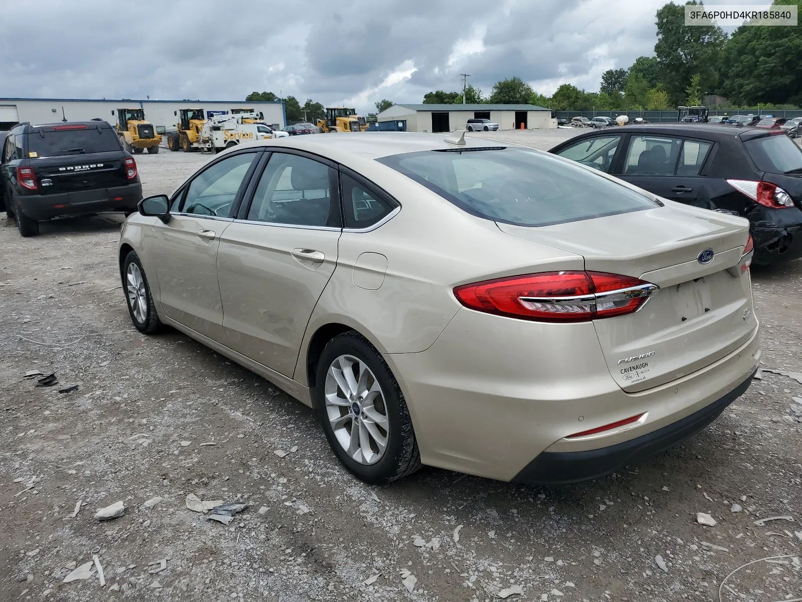 3FA6P0HD4KR185840 2019 Ford Fusion Se