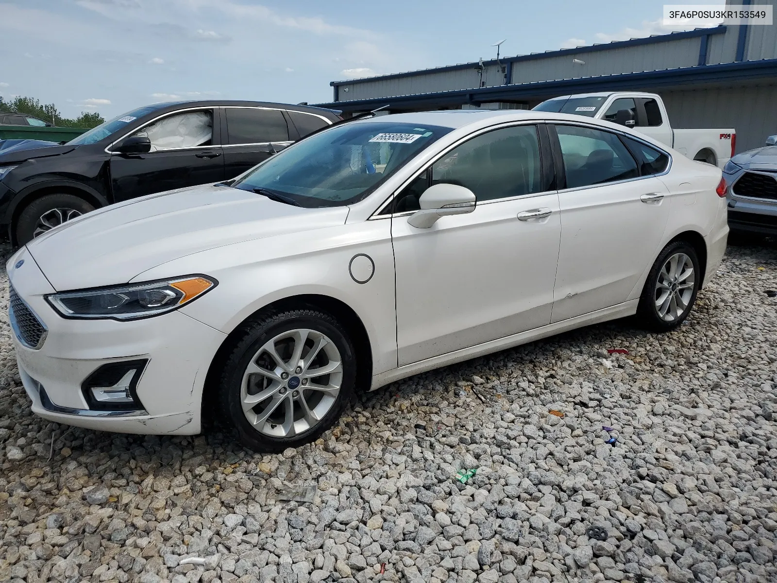 3FA6P0SU3KR153549 2019 Ford Fusion Titanium