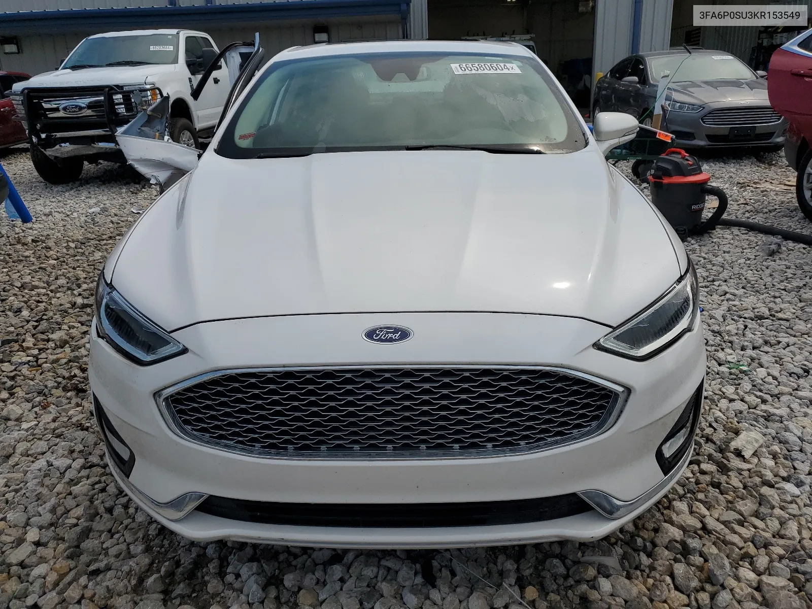 3FA6P0SU3KR153549 2019 Ford Fusion Titanium