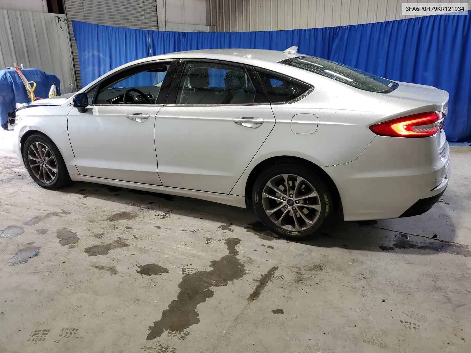 3FA6P0H79KR121934 2019 Ford Fusion Se