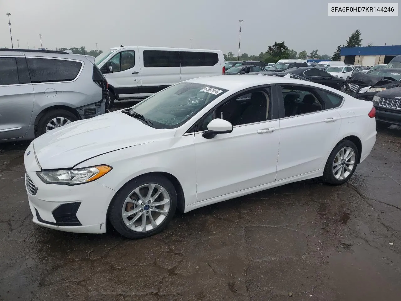 3FA6P0HD7KR144246 2019 Ford Fusion Se