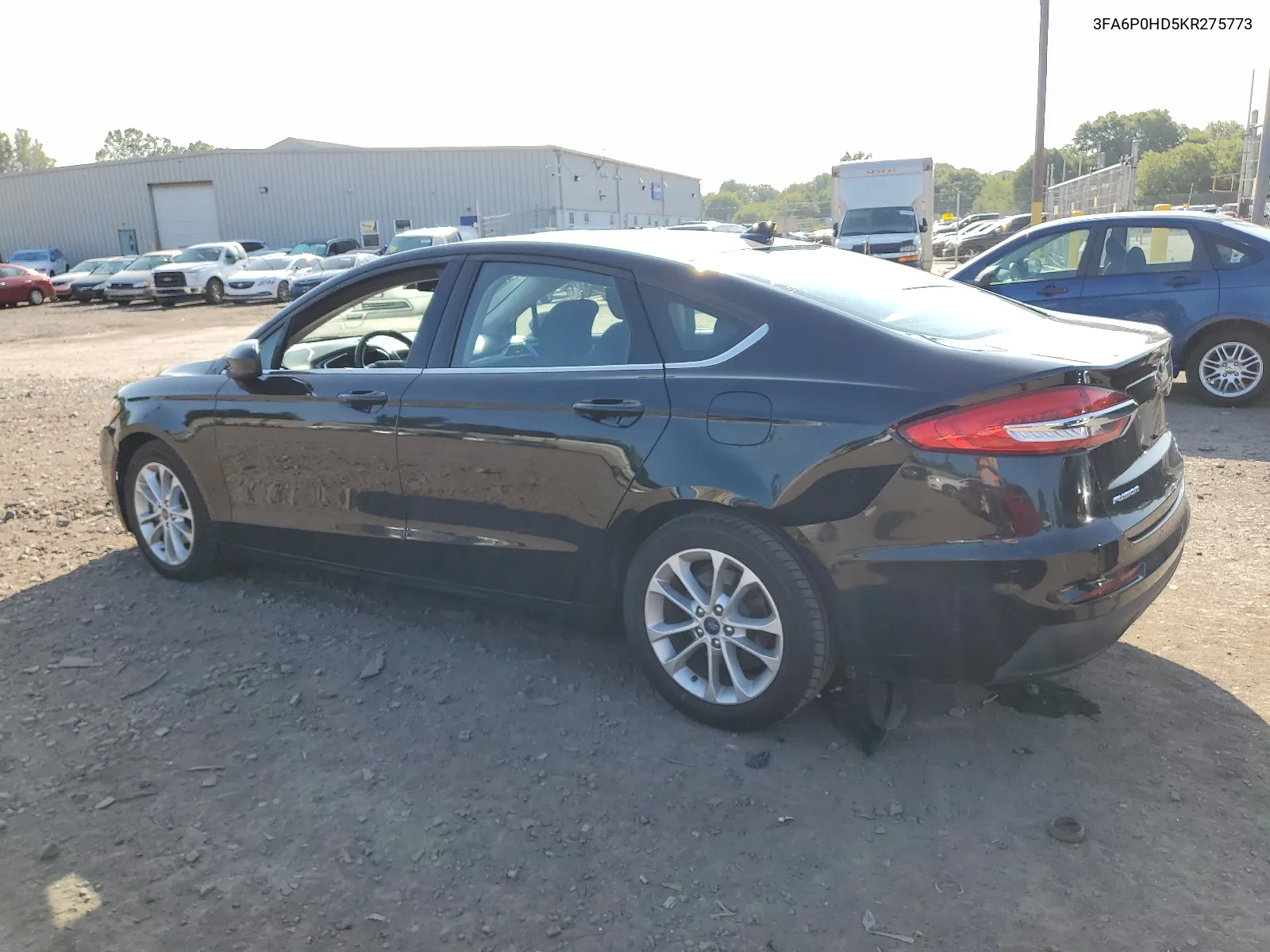 3FA6P0HD5KR275773 2019 Ford Fusion Se