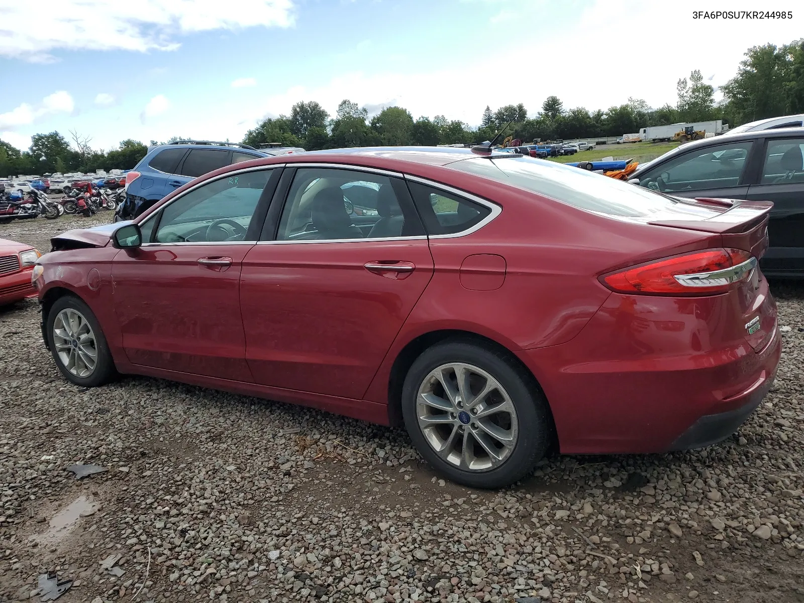 3FA6P0SU7KR244985 2019 Ford Fusion Titanium