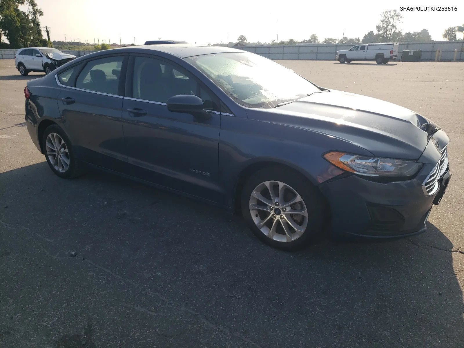 3FA6P0LU1KR253616 2019 Ford Fusion Se