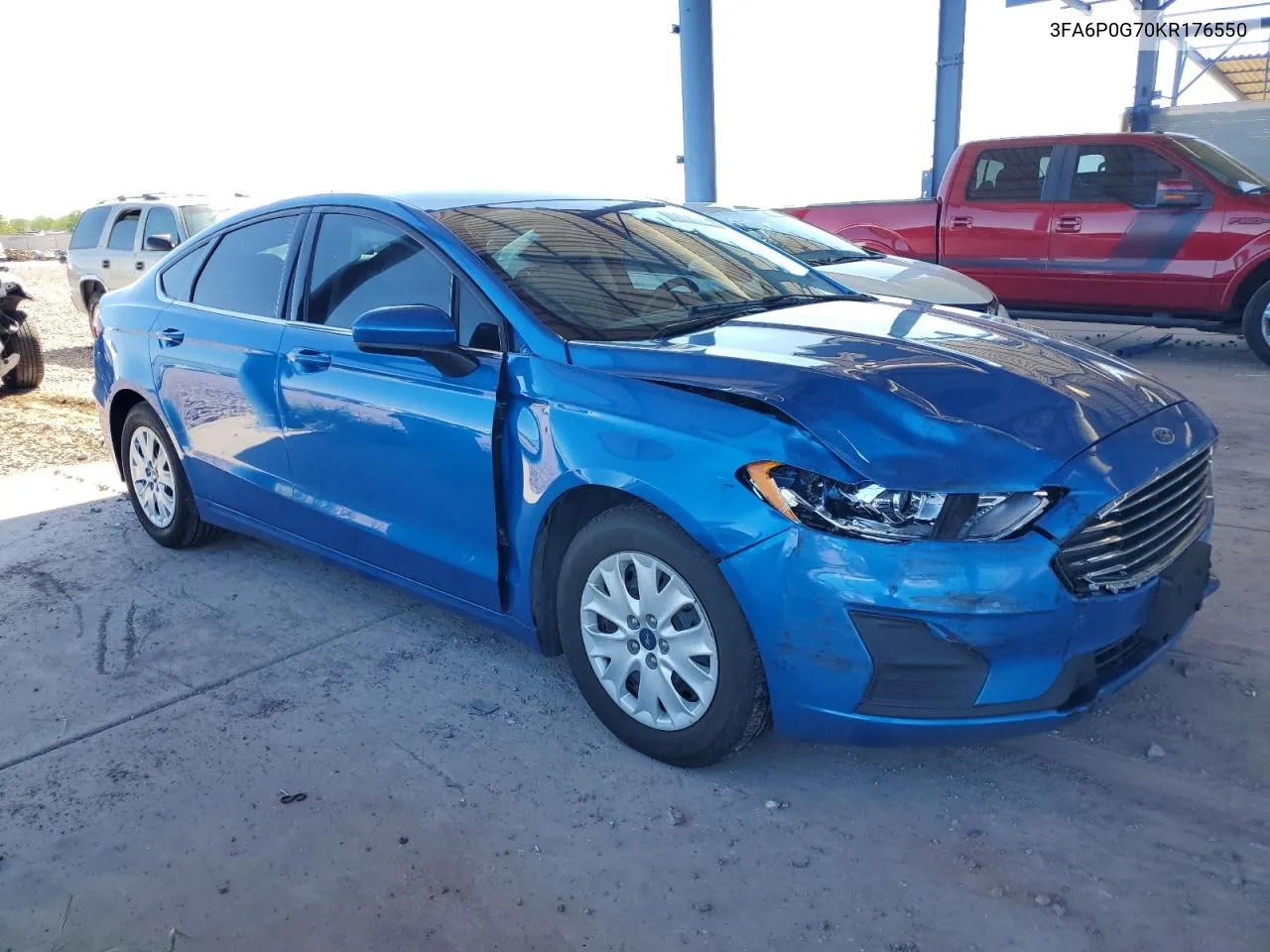 2019 Ford Fusion S VIN: 3FA6P0G70KR176550 Lot: 68189254