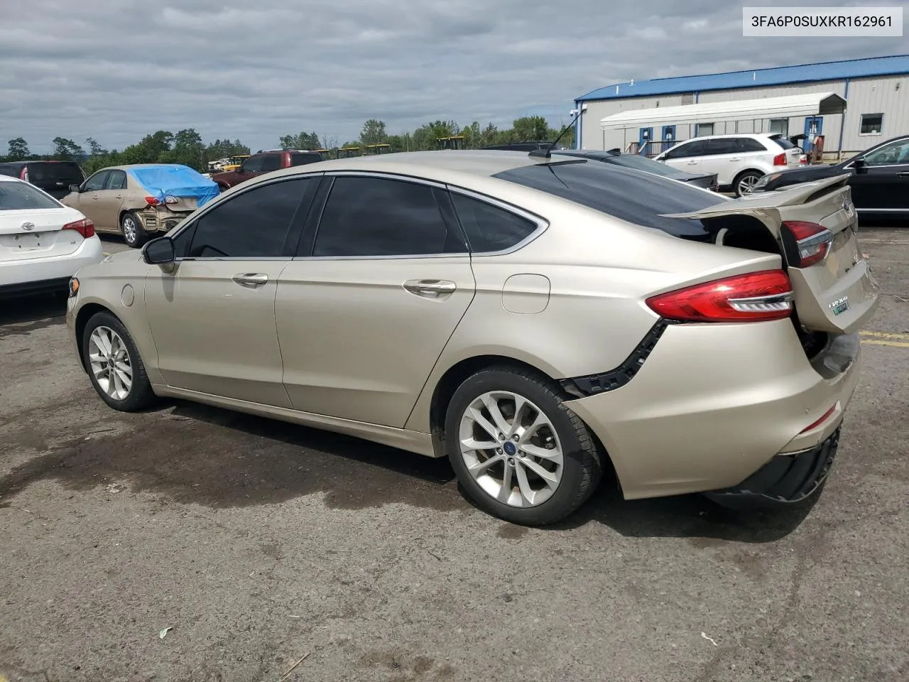 3FA6P0SUXKR162961 2019 Ford Fusion Titanium