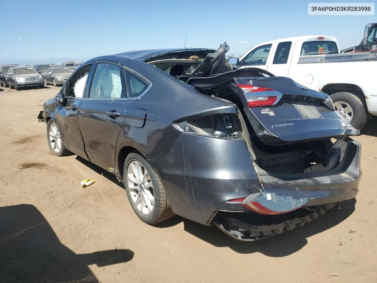 3FA6P0HD3KR283998 2019 Ford Fusion Se