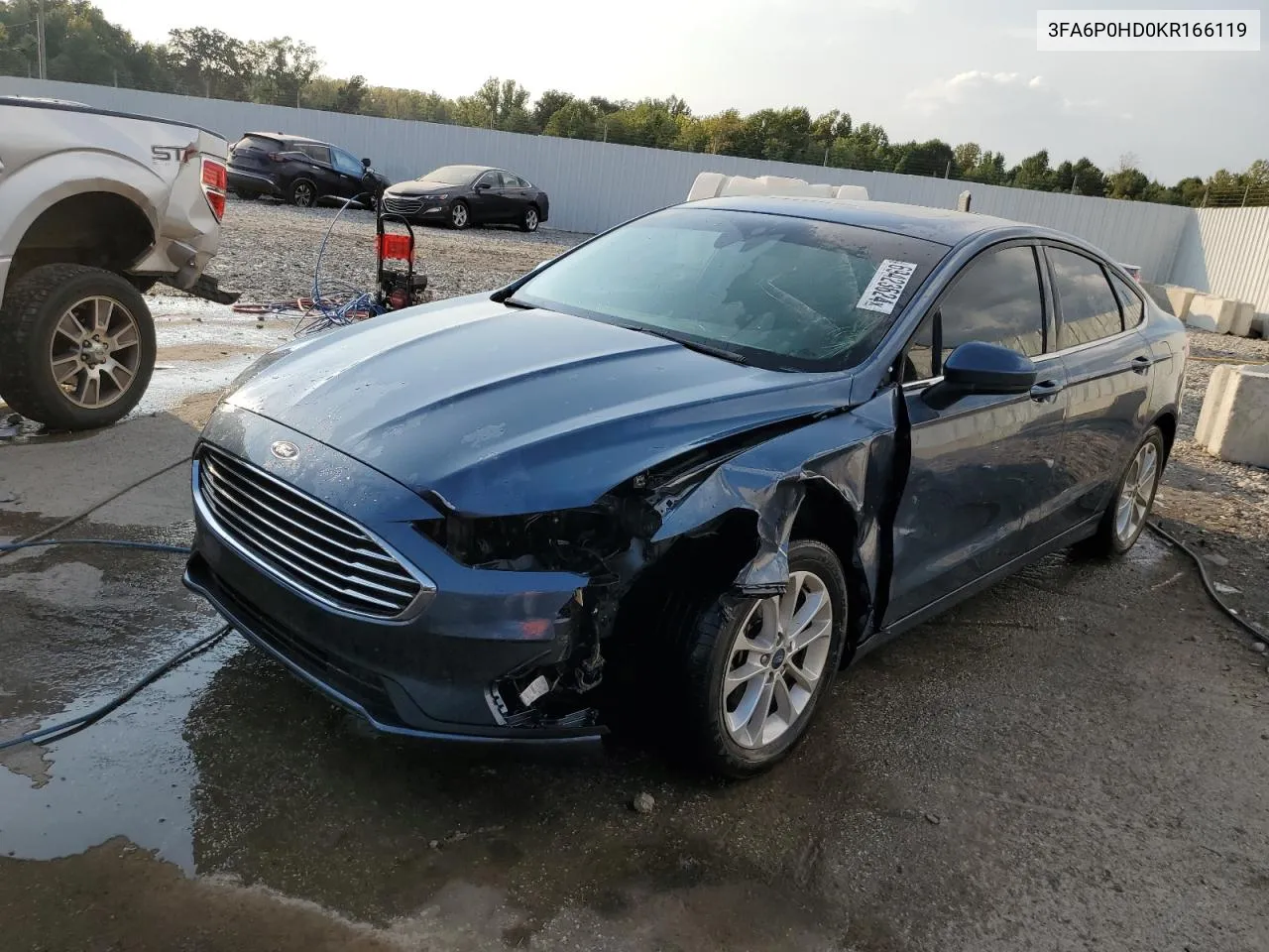 3FA6P0HD0KR166119 2019 Ford Fusion Se