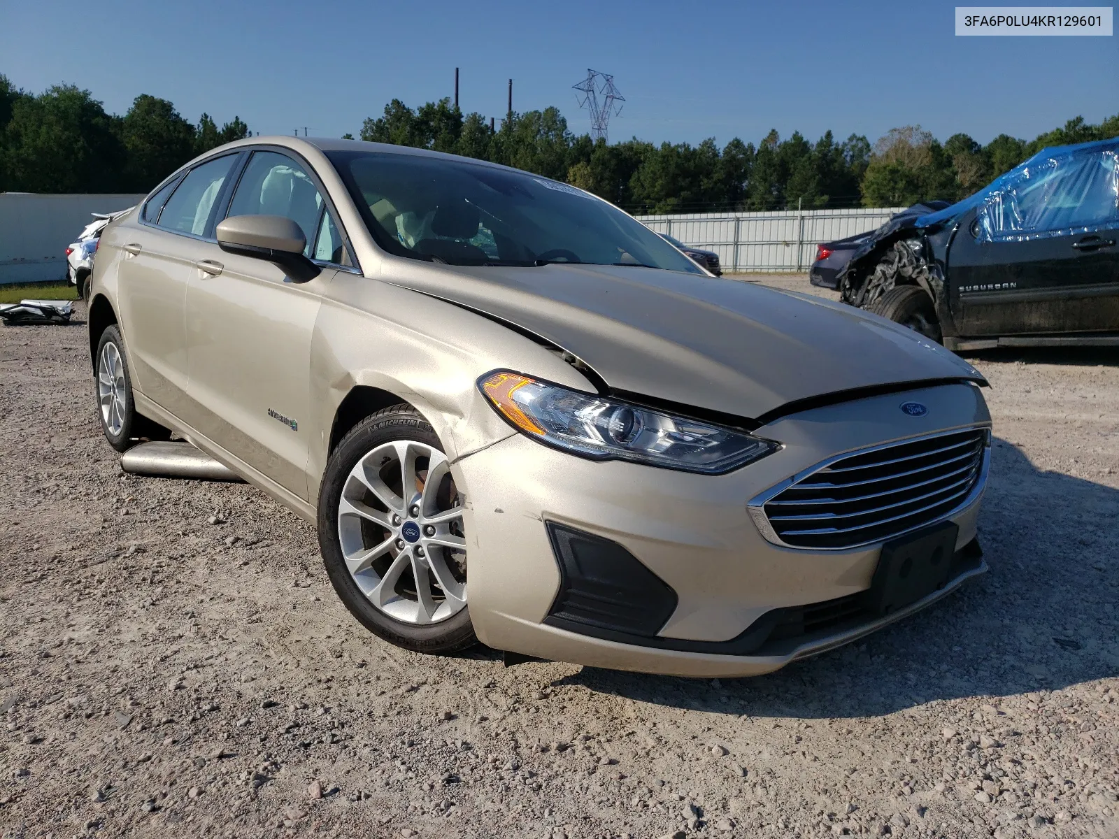 3FA6P0LU4KR129601 2019 Ford Fusion Se