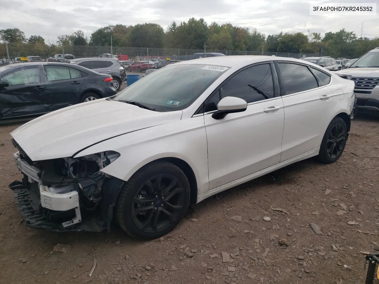 3FA6P0HD7KR245352 2019 Ford Fusion Se