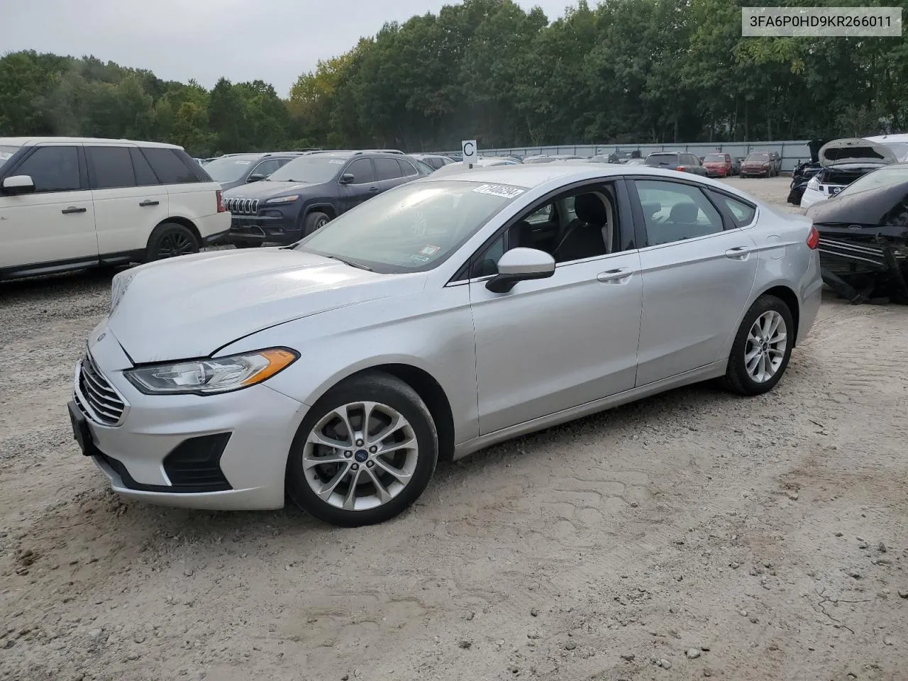 3FA6P0HD9KR266011 2019 Ford Fusion Se