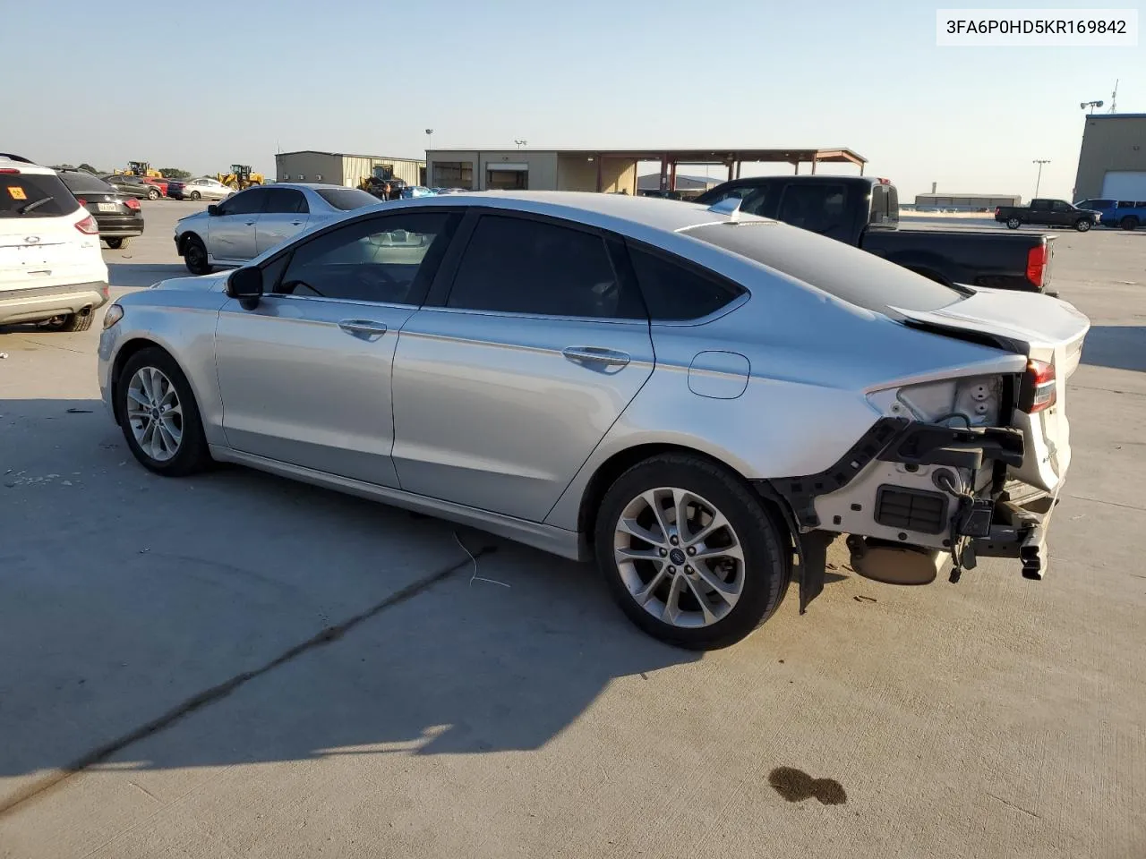 3FA6P0HD5KR169842 2019 Ford Fusion Se