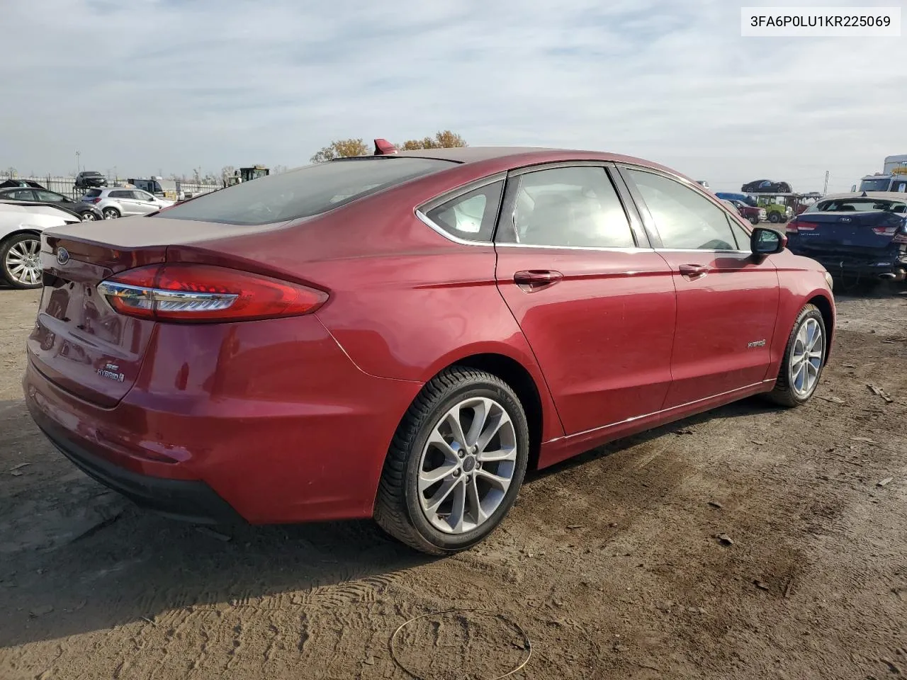 2019 Ford Fusion Se VIN: 3FA6P0LU1KR225069 Lot: 75937454