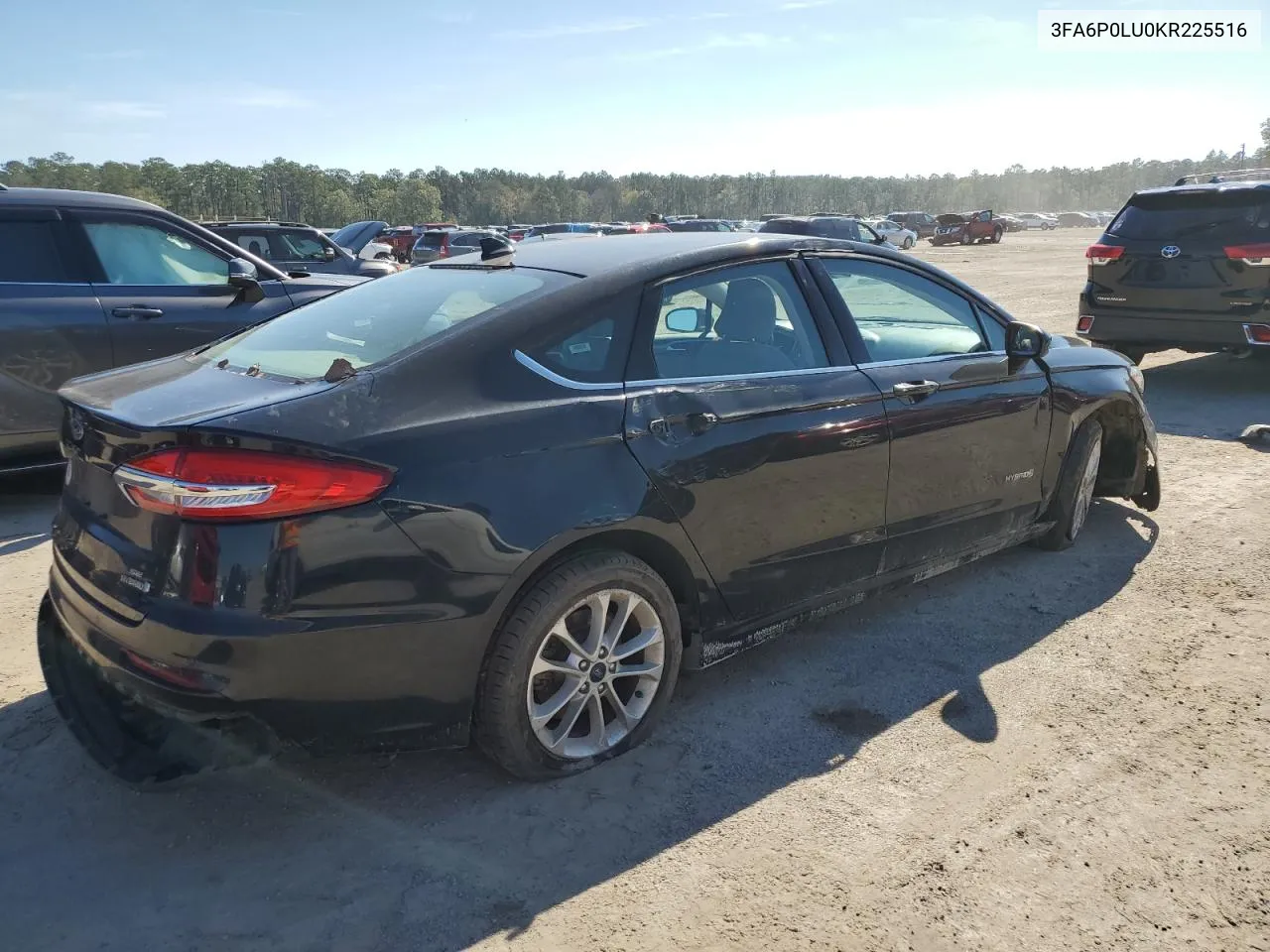 2019 Ford Fusion Se VIN: 3FA6P0LU0KR225516 Lot: 80232474