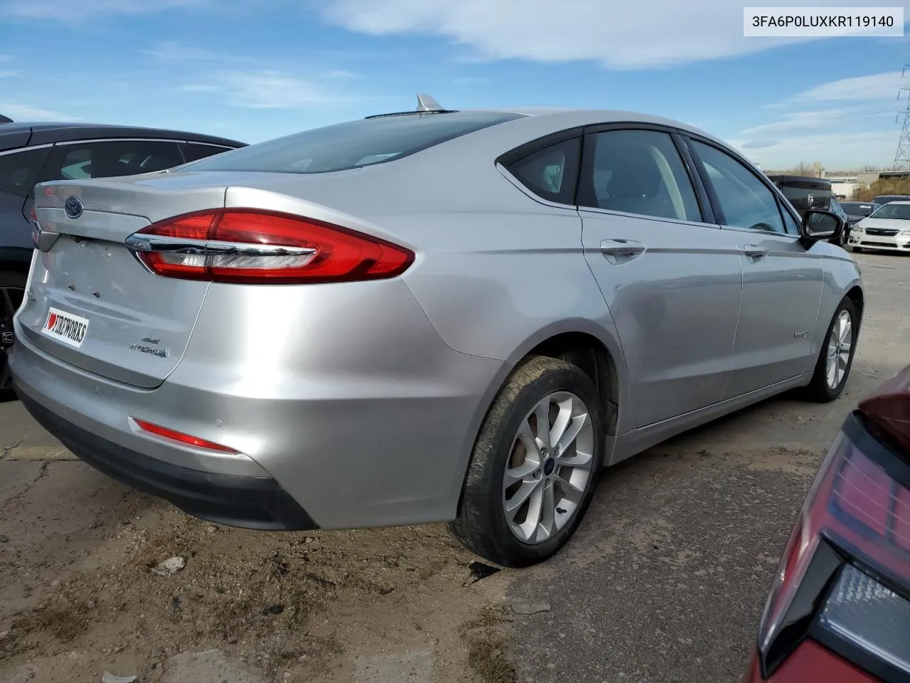 3FA6P0LUXKR119140 2019 Ford Fusion Se