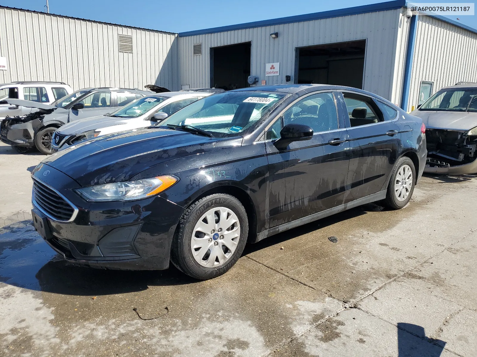 2020 Ford Fusion S VIN: 3FA6P0G75LR121187 Lot: 64178004