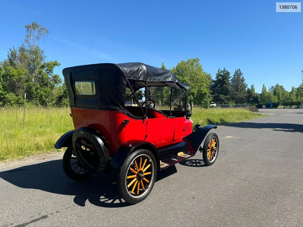 1920 Ford Model T VIN: 1380706 Lot: 70295104