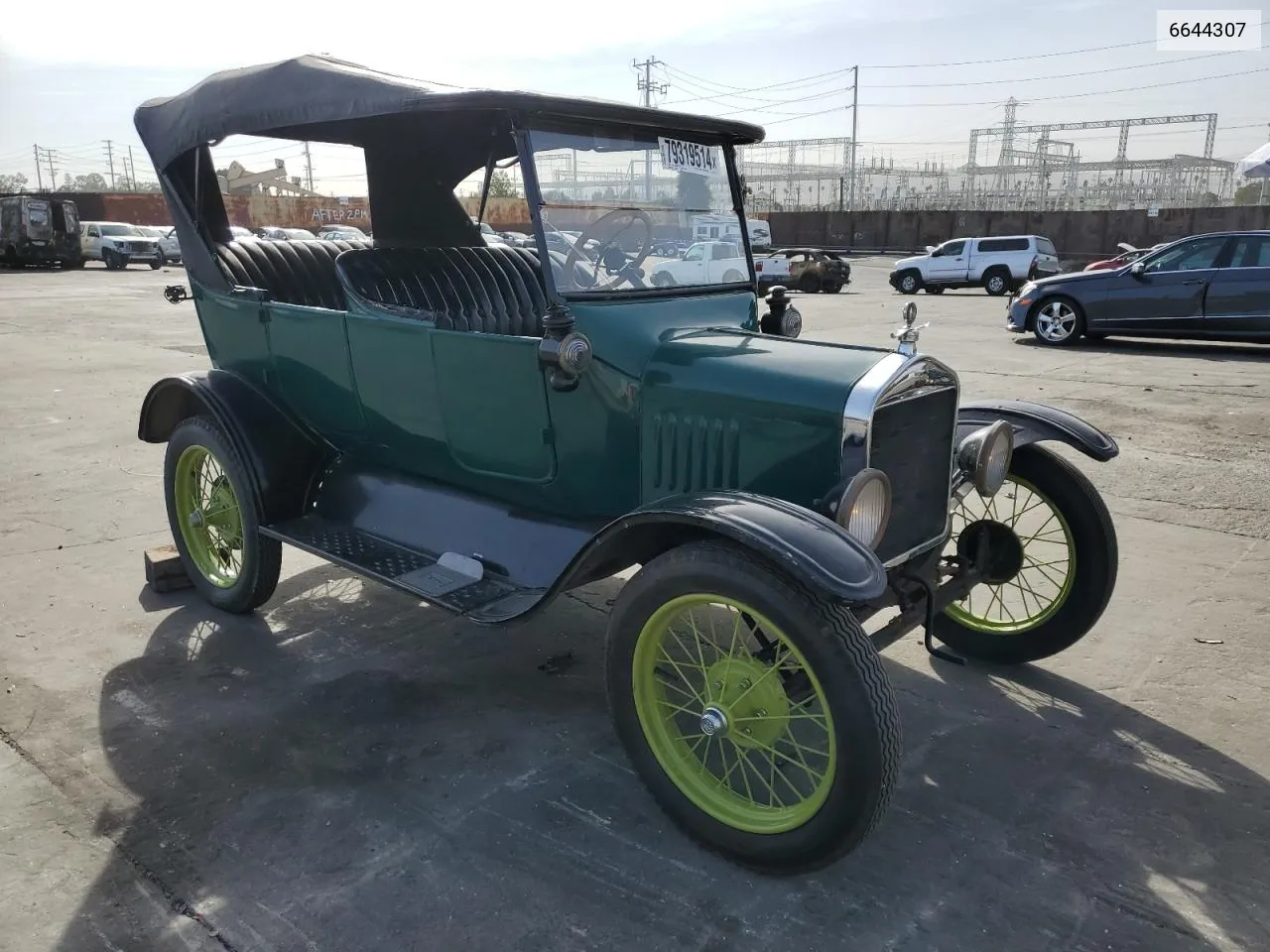 1922 Ford Model T VIN: 6644307 Lot: 79319514