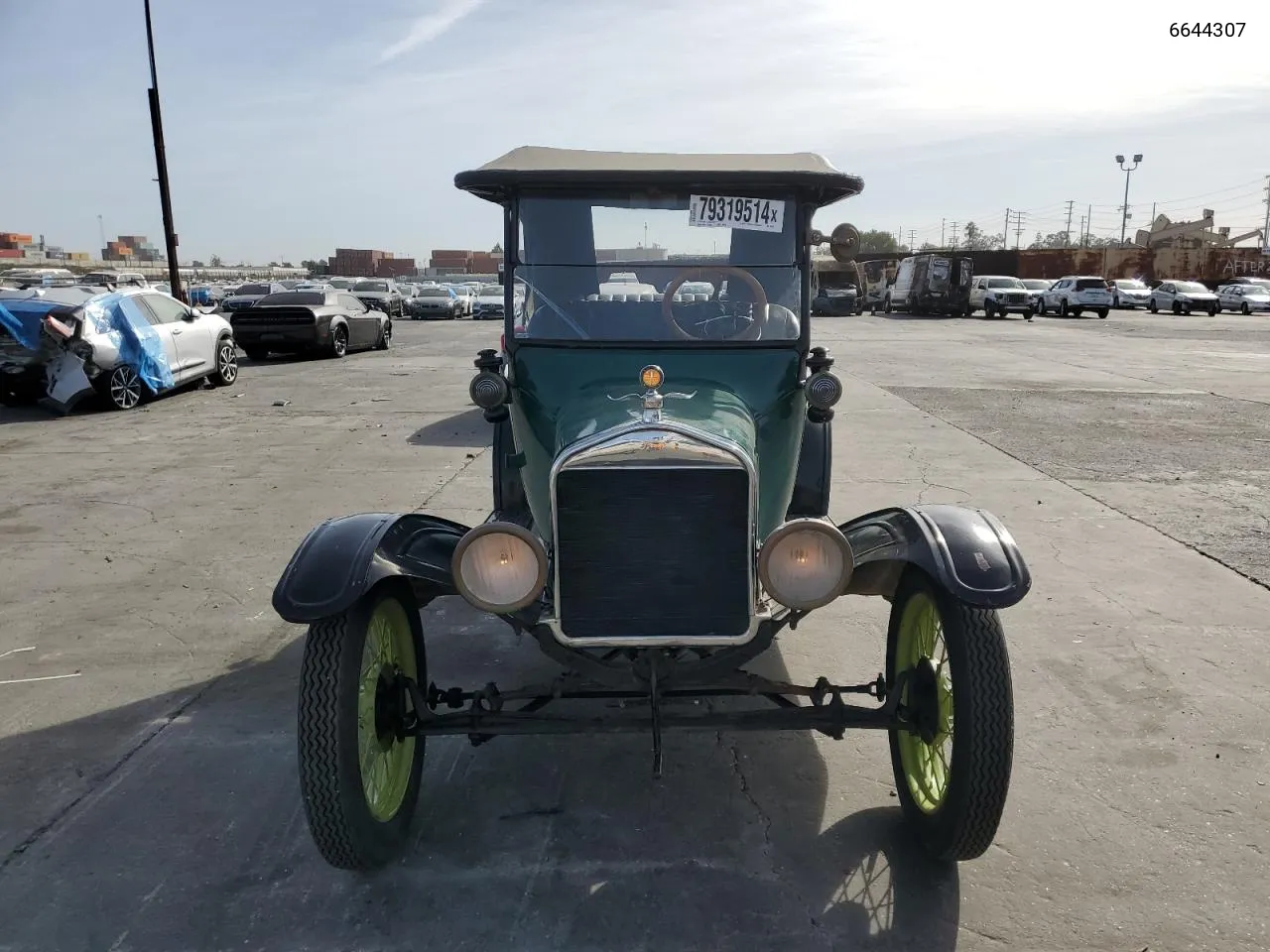 1922 Ford Model T VIN: 6644307 Lot: 79319514