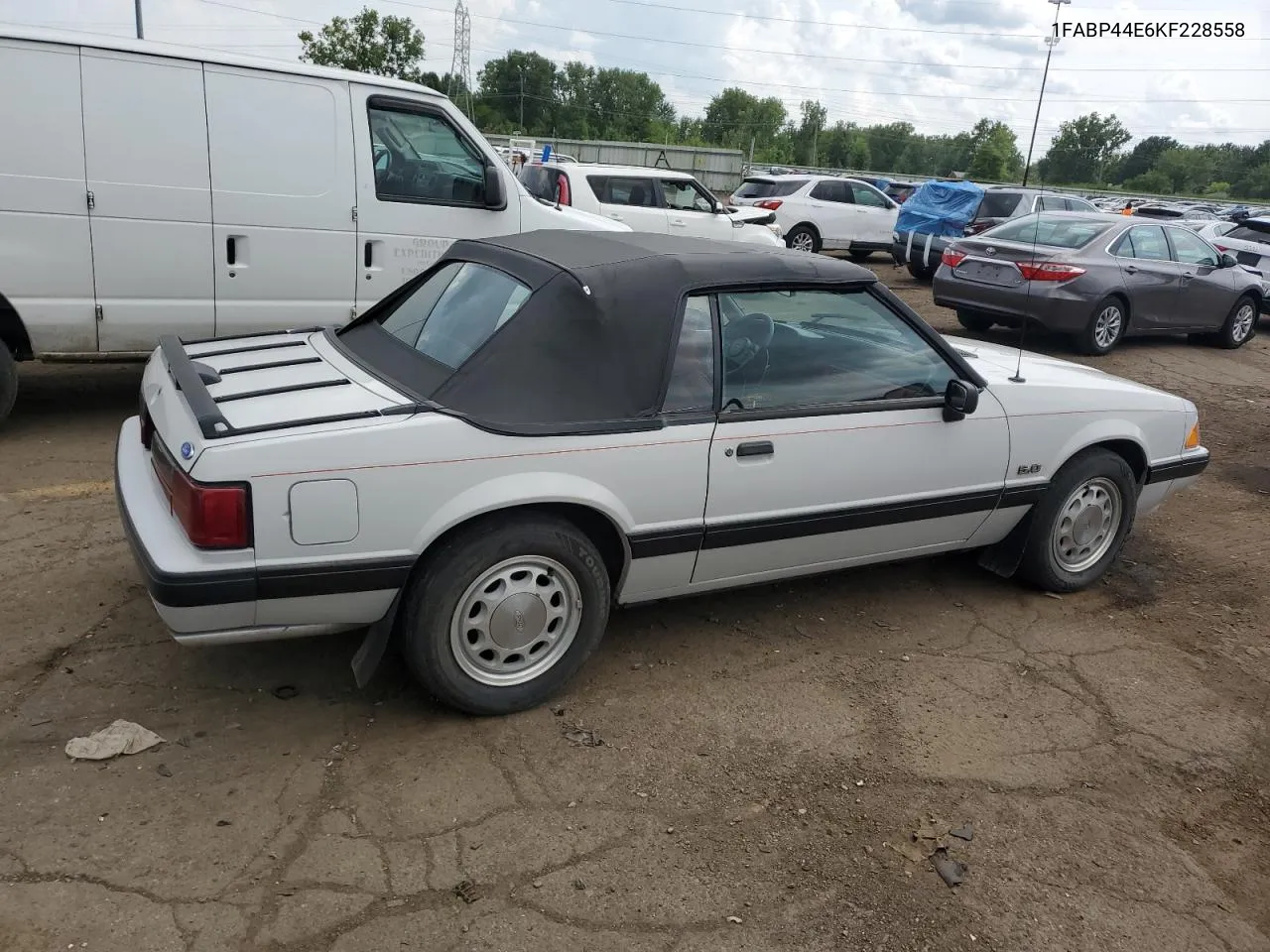 1989 Ford Mustang Lx VIN: 1FABP44E6KF228558 Lot: 65341754