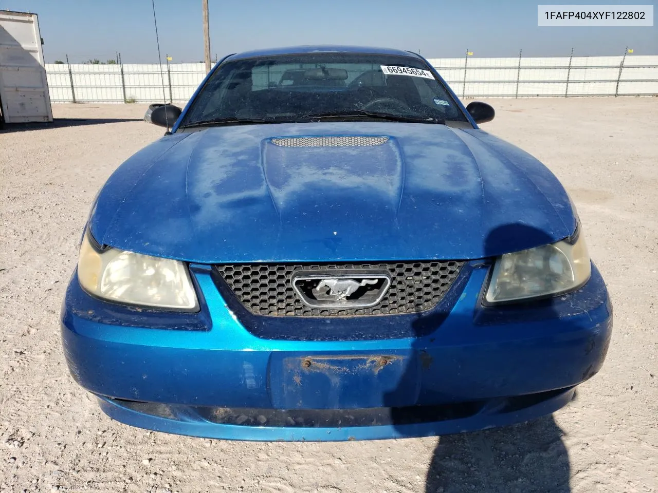 2000 Ford Mustang VIN: 1FAFP404XYF122802 Lot: 66945654