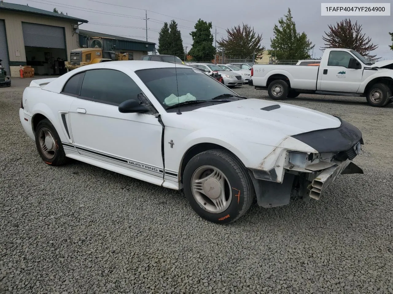 2000 Ford Mustang VIN: 1FAFP4047YF264900 Lot: 70605544