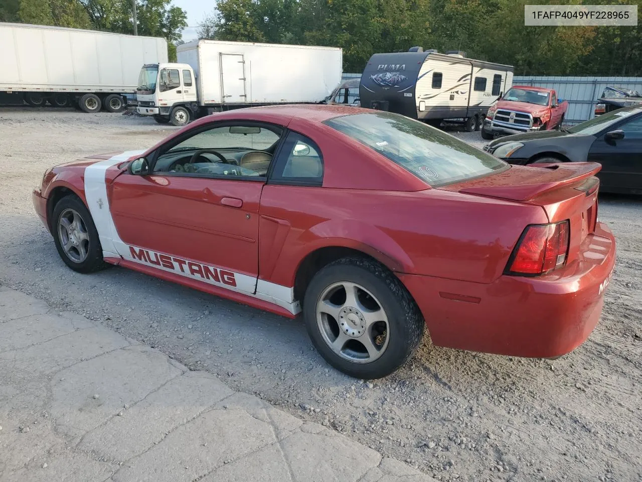 2000 Ford Mustang VIN: 1FAFP4049YF228965 Lot: 71427184