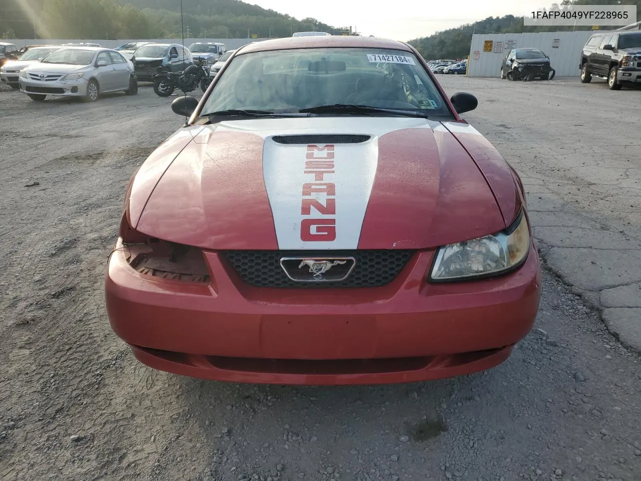 2000 Ford Mustang VIN: 1FAFP4049YF228965 Lot: 71427184