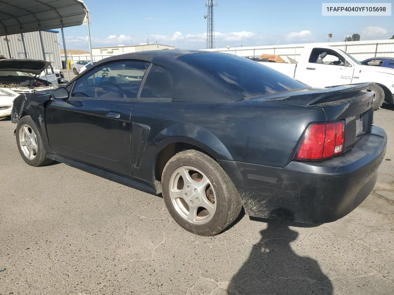 2000 Ford Mustang VIN: 1FAFP4040YF105698 Lot: 71847554