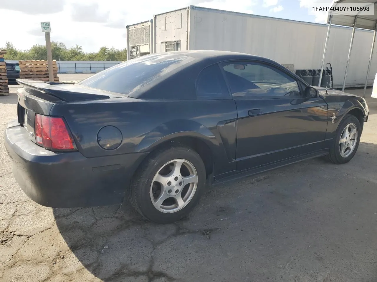 2000 Ford Mustang VIN: 1FAFP4040YF105698 Lot: 71847554