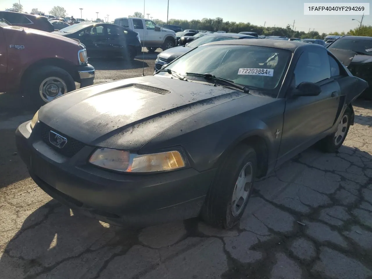 2000 Ford Mustang VIN: 1FAFP4040YF294269 Lot: 72203884