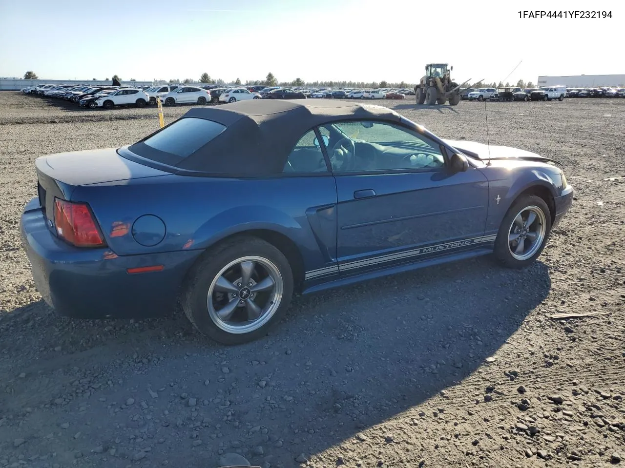 2000 Ford Mustang VIN: 1FAFP4441YF232194 Lot: 72853944