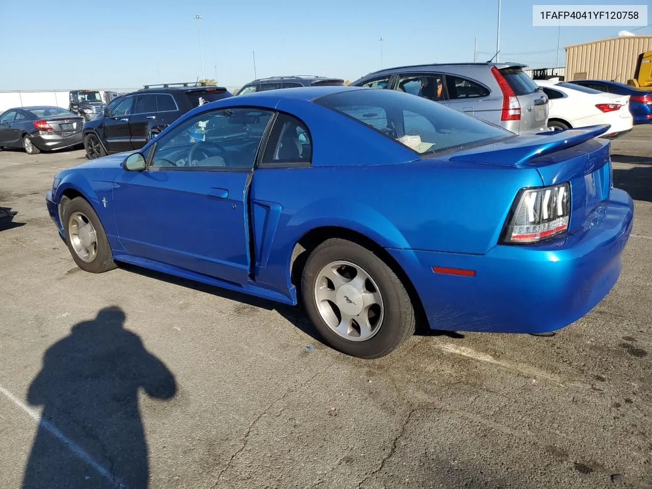 2000 Ford Mustang VIN: 1FAFP4041YF120758 Lot: 75855234