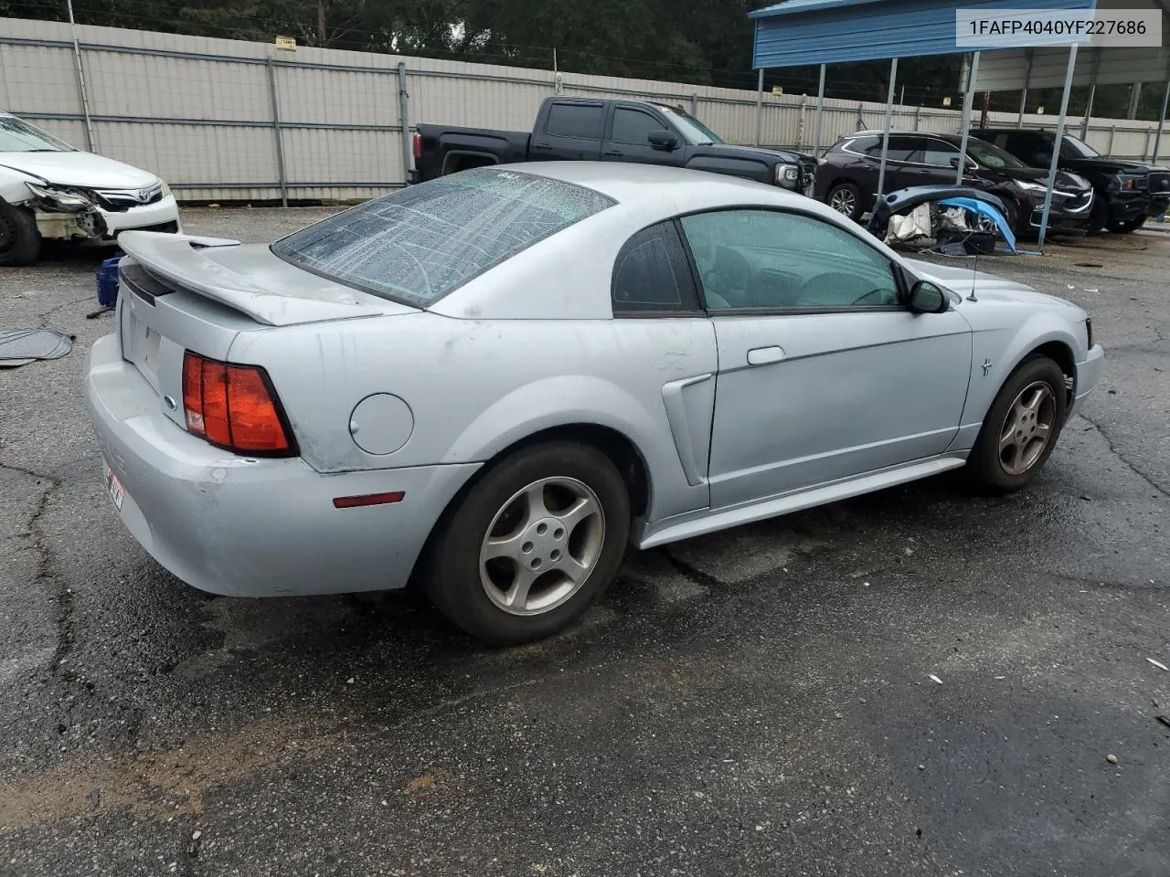 2000 Ford Mustang VIN: 1FAFP4040YF227686 Lot: 79307954