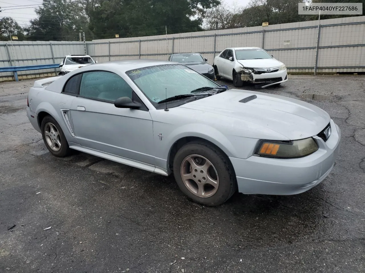 2000 Ford Mustang VIN: 1FAFP4040YF227686 Lot: 79307954