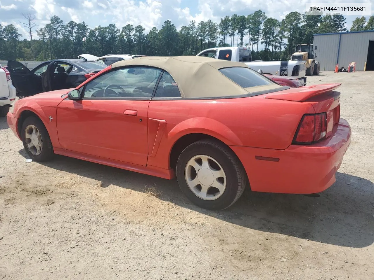 2001 Ford Mustang VIN: 1FAFP44411F135681 Lot: 67198104