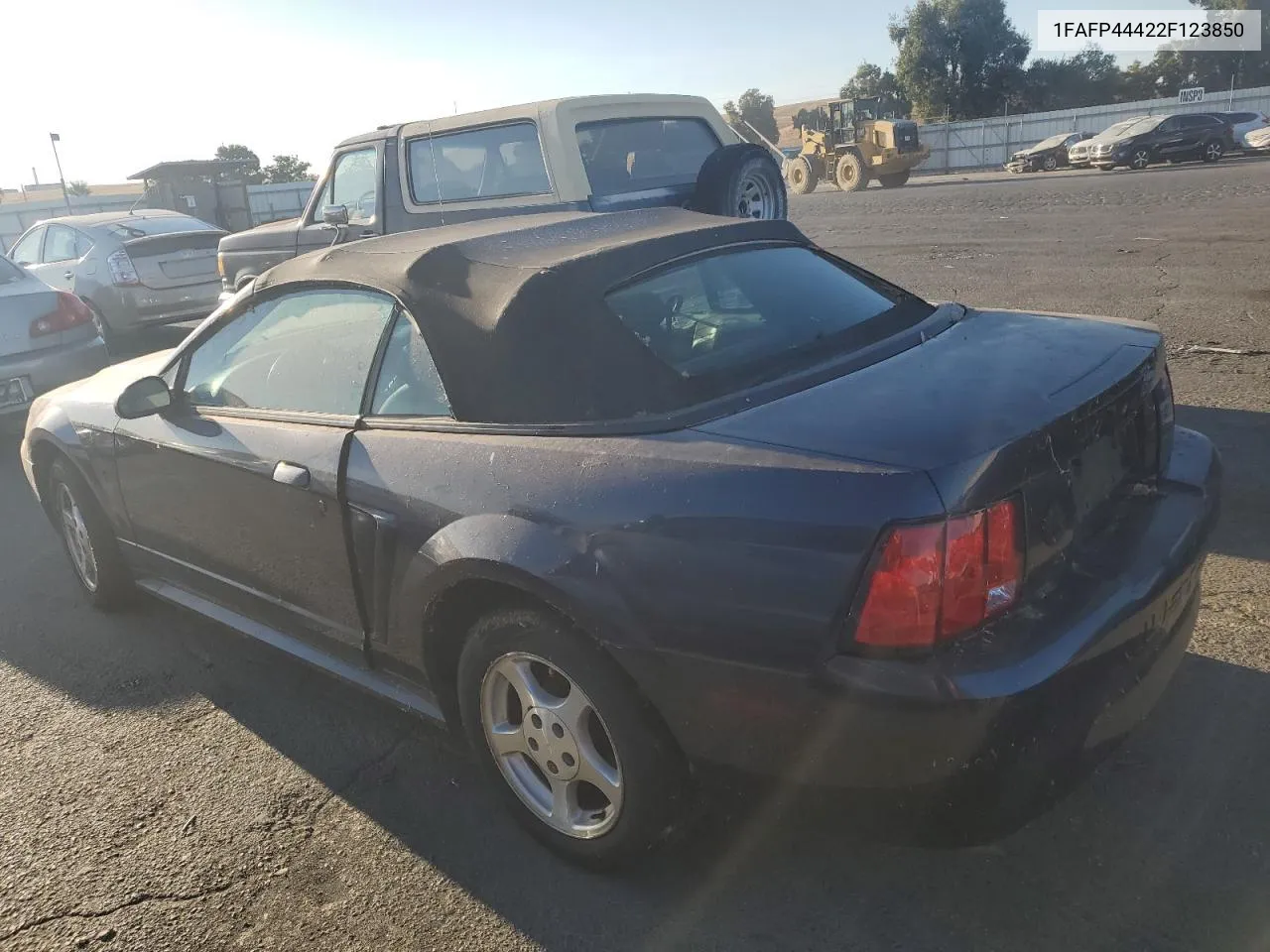 2002 Ford Mustang VIN: 1FAFP44422F123850 Lot: 69344514