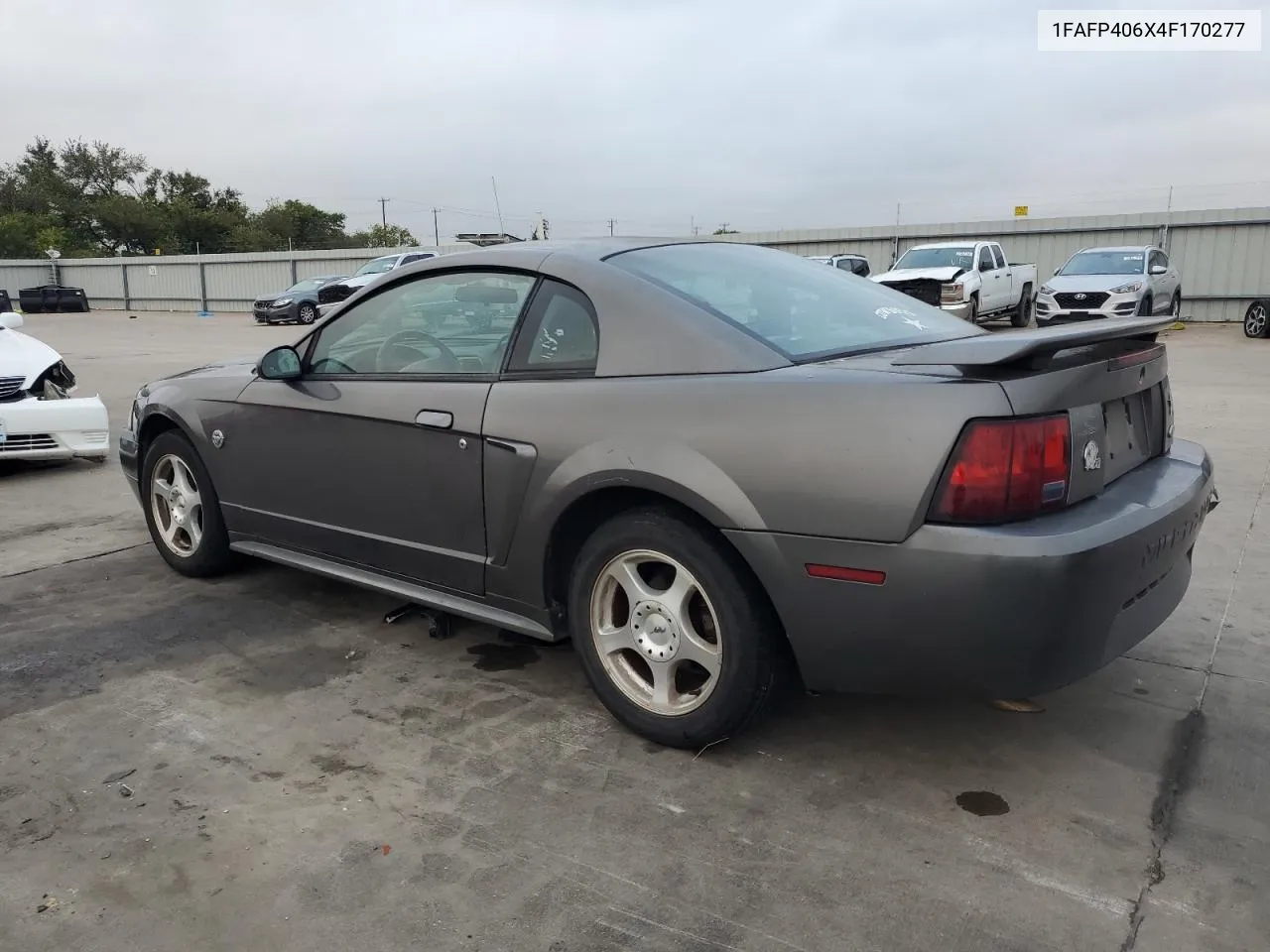 2004 Ford Mustang VIN: 1FAFP406X4F170277 Lot: 70915234