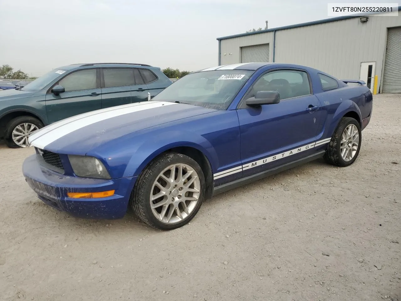 2005 Ford Mustang VIN: 1ZVFT80N255220811 Lot: 71000074