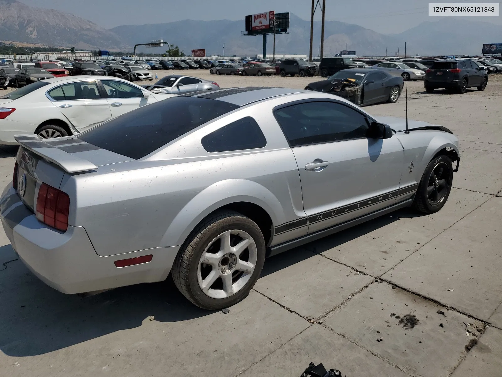 2006 Ford Mustang VIN: 1ZVFT80NX65121848 Lot: 65151294