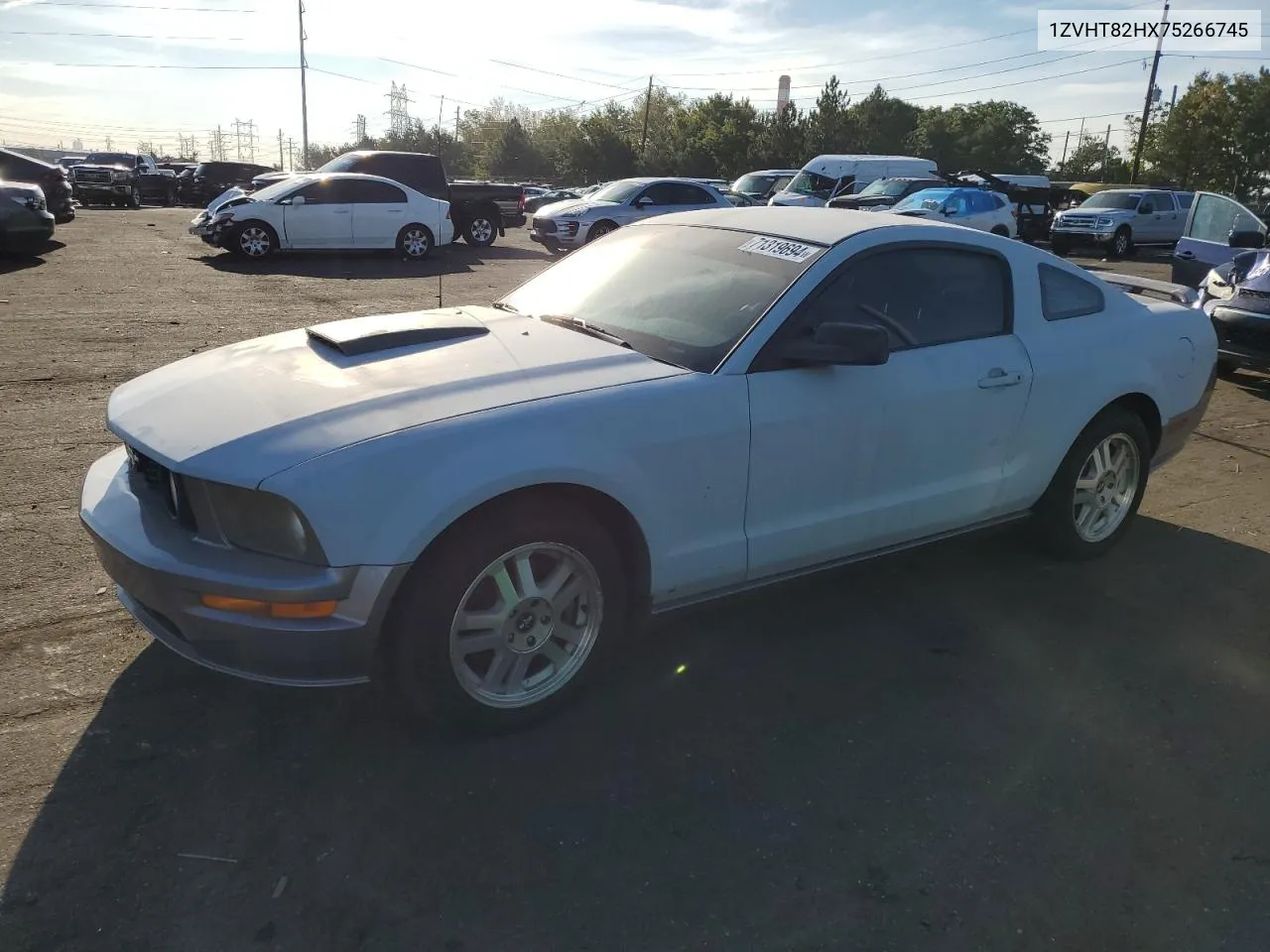 2007 Ford Mustang Gt VIN: 1ZVHT82HX75266745 Lot: 71319694