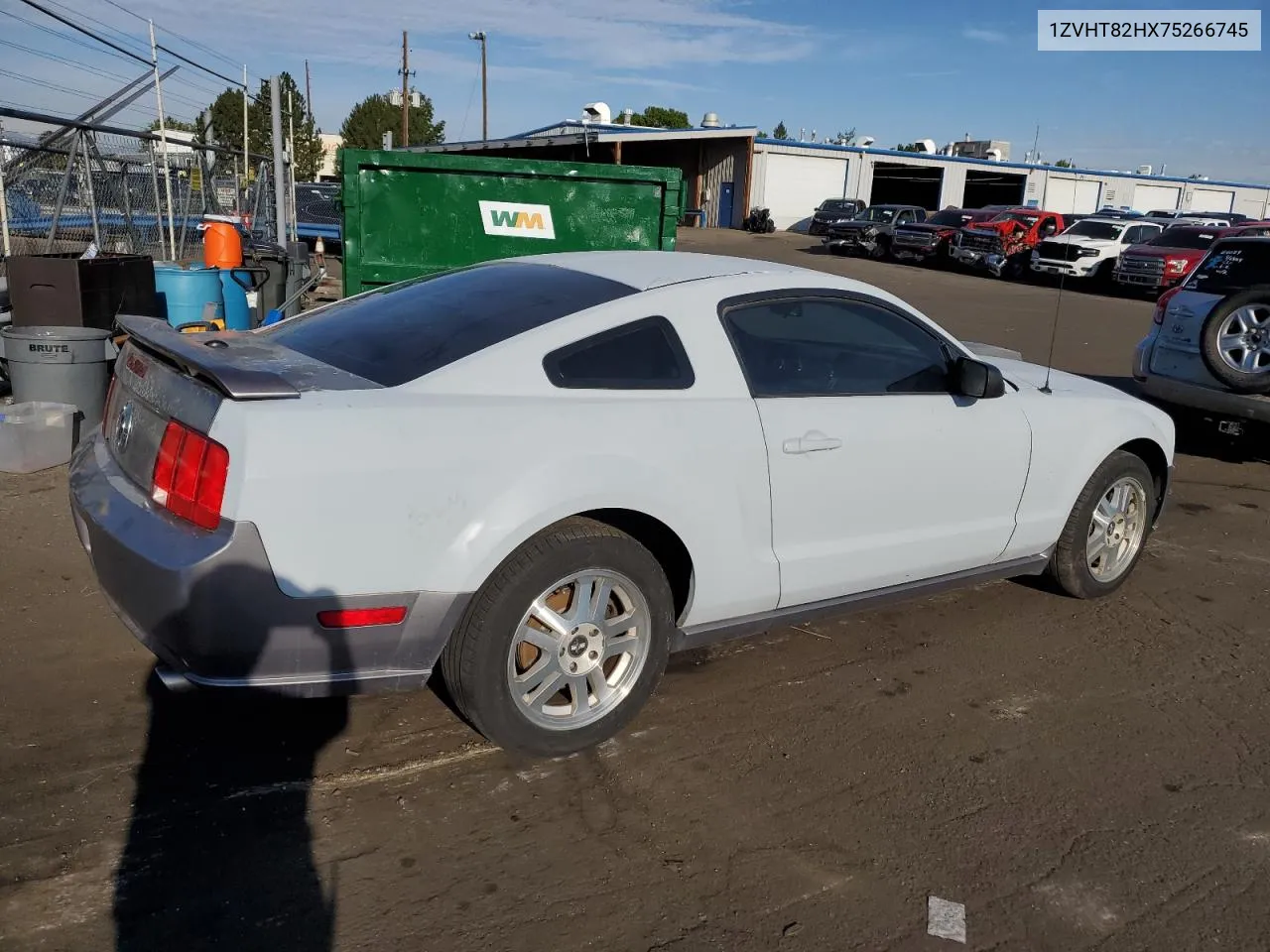 2007 Ford Mustang Gt VIN: 1ZVHT82HX75266745 Lot: 71319694