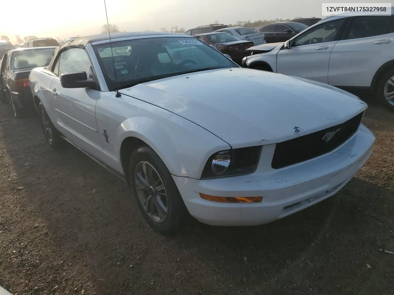 2007 Ford Mustang VIN: 1ZVFT84N175327958 Lot: 75424334