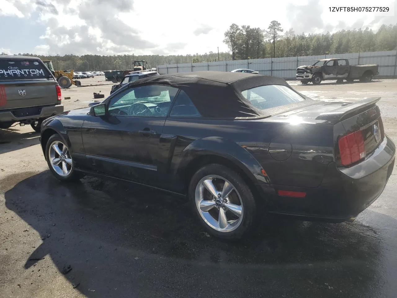 2007 Ford Mustang Gt VIN: 1ZVFT85H075277529 Lot: 79485104